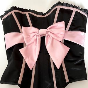 Pink bow corset